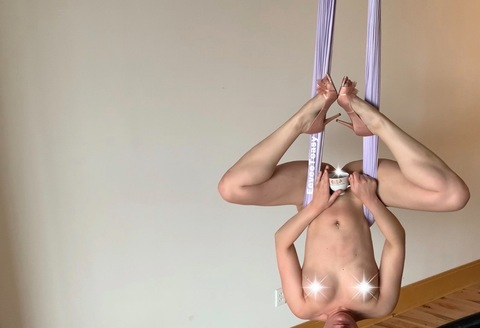 View eeveeteasy OnlyFans content for free 

 picture 2