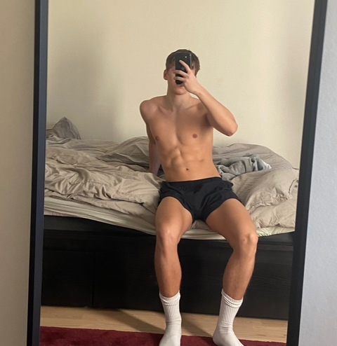 Download eightpoint5inchcawk OnlyFans videos and photos for free 

 picture 2
