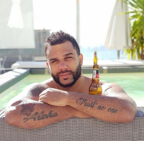Onlyfans leaks el_morcilla 

 picture 2