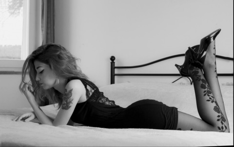 eleseleonora (Eles) OnlyFans Leaked Content 

 picture 2