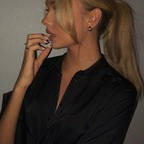elin.shh (Ely 💋) OnlyFans Leaked Content 

 picture 1