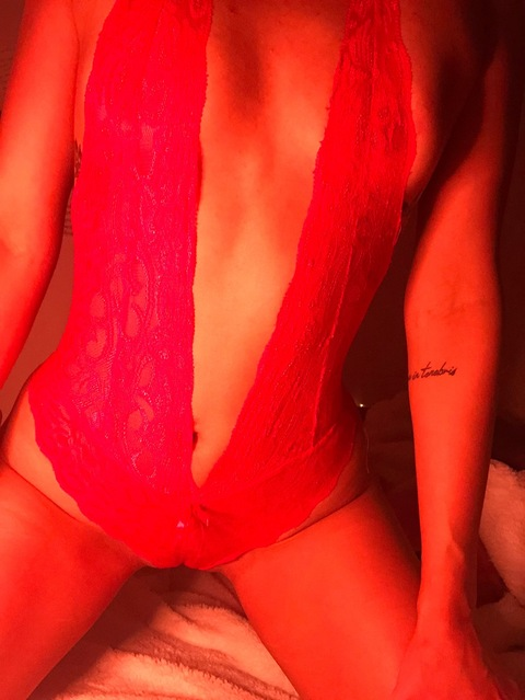View Elizabeth Rose (elizabeth-rose) OnlyFans 0 Photos and 0 Videos for free 

 picture 2