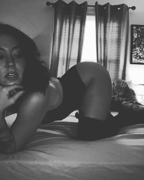 @elizabeth_ky leaks Onlyfans content for free 

 picture 2