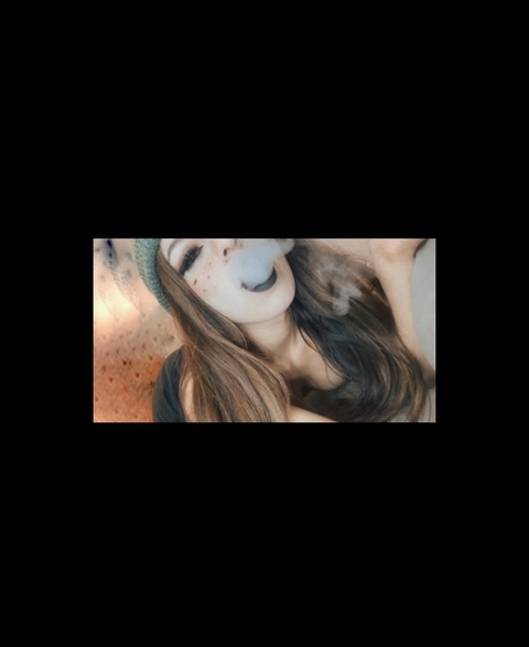 ellaroyale OnlyFans Leak (27 Photos and 12 Videos) 

 picture 2