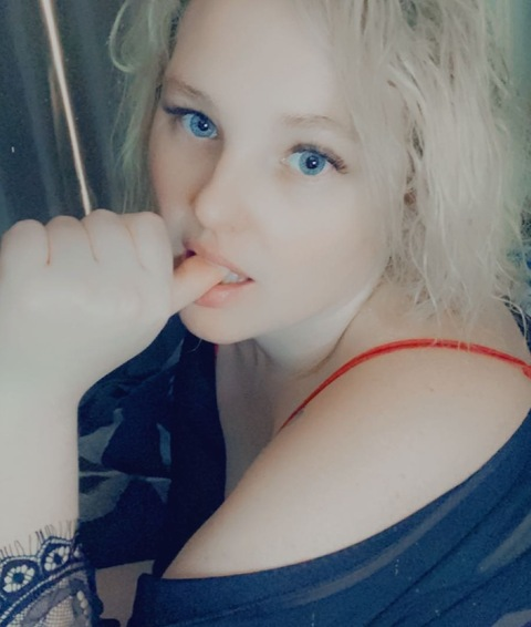 Free access to @elle-alwaysdreaming (Elle baby♡) Leak OnlyFans 

 picture 2