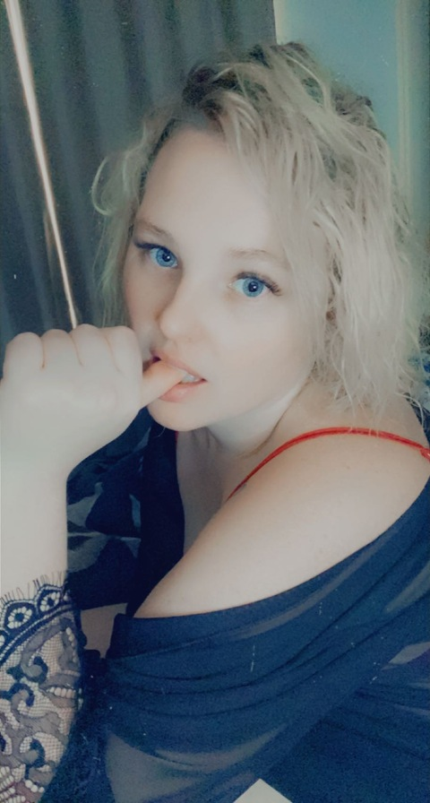 View elle-free OnlyFans videos and photos for free 

 picture 2