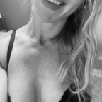 View elle-o0 OnlyFans content for free 

 picture 1