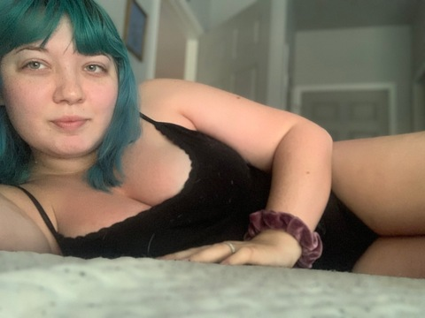 elliegrey (Elle 💕) free OnlyFans Leaked Pictures & Videos 

 picture 2