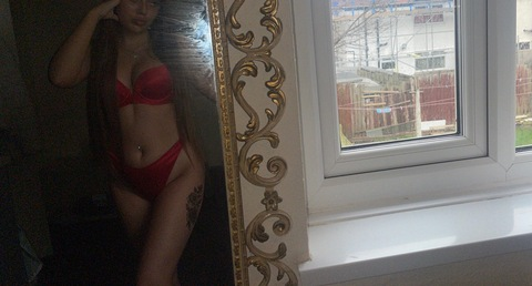 ellielouise18xxx OnlyFans Leaked 

 picture 2