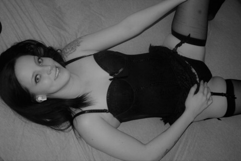elliemay225 OnlyFans Leaks 

 picture 2