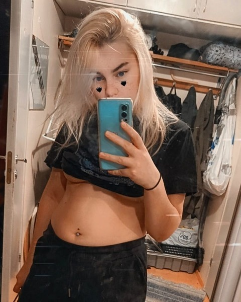 elviiraprincess OnlyFans Leak (0 Photos and 0 Videos) 

 picture 2