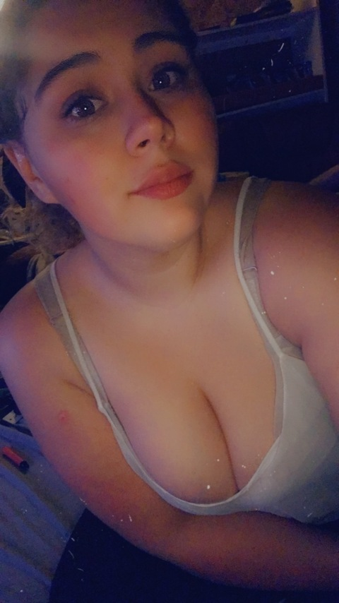 elysseerwin OnlyFans Leaked Photos and Videos 

 picture 2