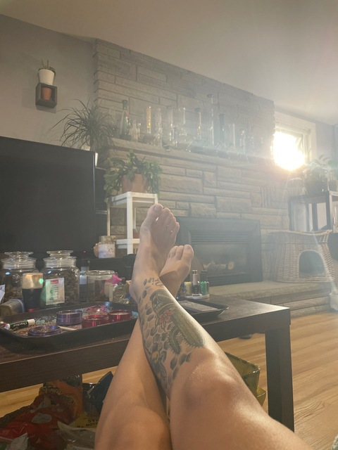 emcmue OnlyFans Leak (460 Photos and 250 Videos) 

 picture 2