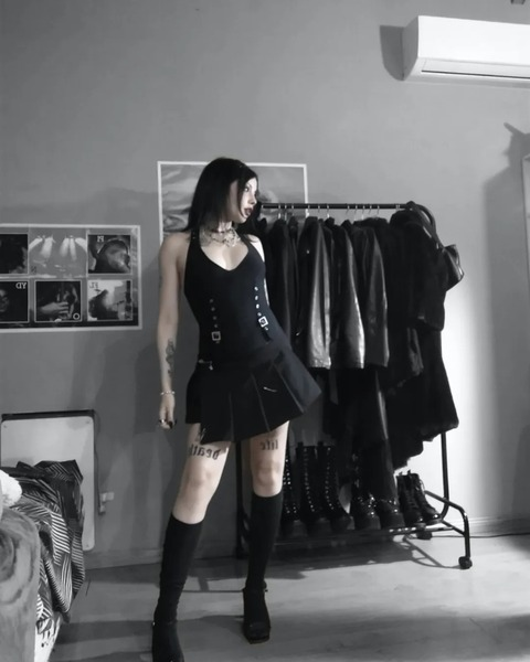 emily_deetz OnlyFans Leaks 

 picture 2