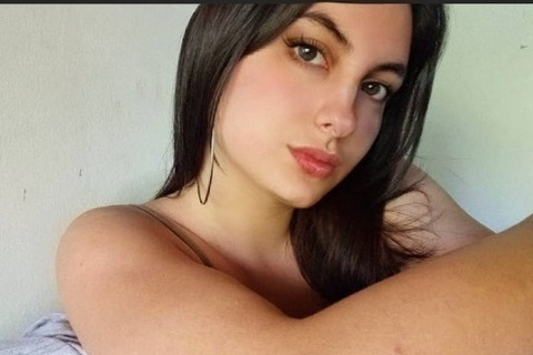 View emilywilliamsvip OnlyFans content for free 

 picture 2