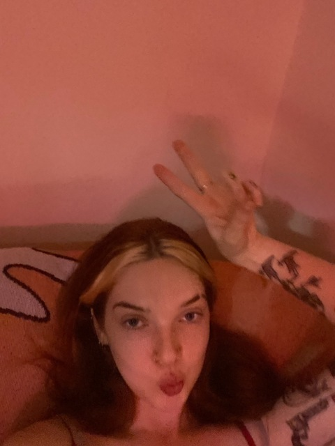 View Em (emm333) OnlyFans 219 Photos and 78 Videos gallery 

 picture 2