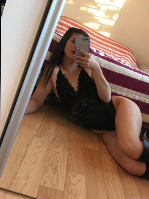 emmadlking (Emma King 🔥💫) free OnlyFans Leaks 

 picture 2