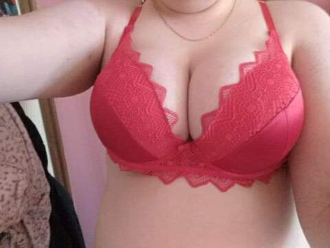 emmaluvzu2 OnlyFans Leaked (72 Photos and 3 Videos) 

 picture 2