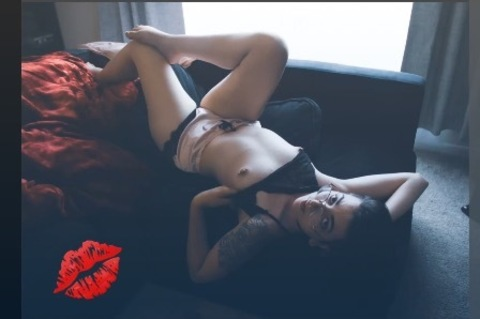 @emosuicidegirl leak Onlyfans photos for free 

 picture 2