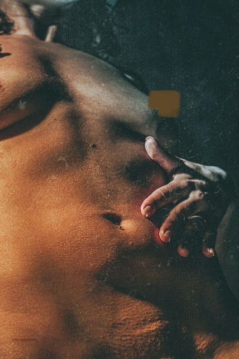 @emotifsanonymesvip leaked Onlyfans photos for free 

 picture 2