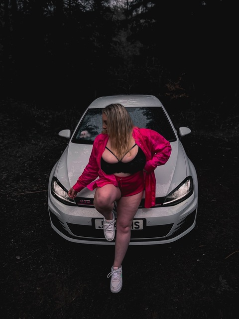 Download emss.x OnlyFans content for free 

 picture 2