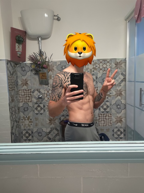 View Enzo-trainer12 (enzotrainer12) OnlyFans 2 Photos and 1 Videos leaks 

 picture 2