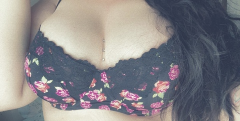 erika_zombiee OnlyFans Leak 

 picture 2