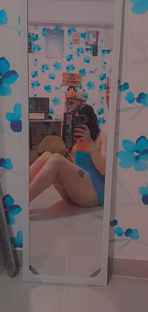 View erinajoestar2002 OnlyFans content for free 

 picture 2