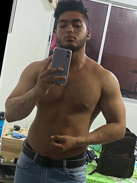 Onlyfans leaks eros_hell 

 picture 2