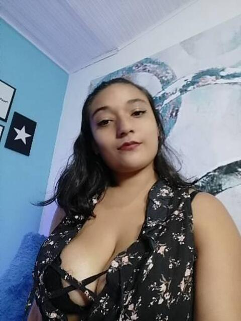 Onlyfans leak escarlatadreams 

 picture 2