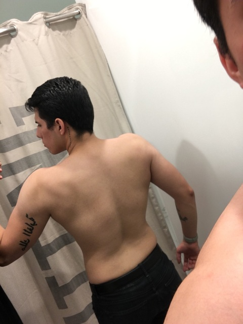 eshealex (Alejandro Montenegro) OnlyFans content 

 picture 2