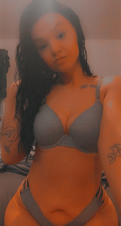 View esperanzalove810 (BabydollEspe 💕) OnlyFans 63 Photos and 42 Videos for free 

 picture 2
