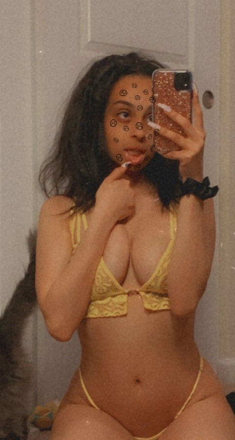 estellebaby1 OnlyFans Leak 

 picture 2