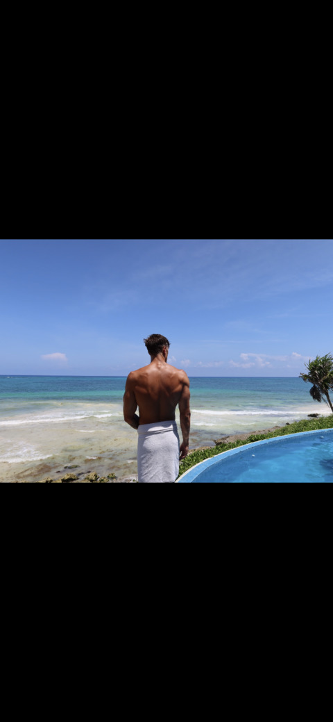 evanchristian OnlyFans Leaks (13 Photos and 26 Videos) 

 picture 2
