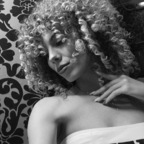 Onlyfans leak evelinemaria 

 picture 1