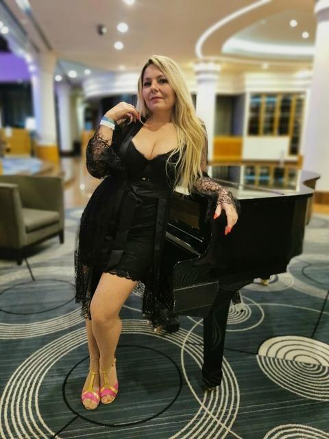Get Free access to evelyna7 (Evelina) Leaks OnlyFans 

 picture 2
