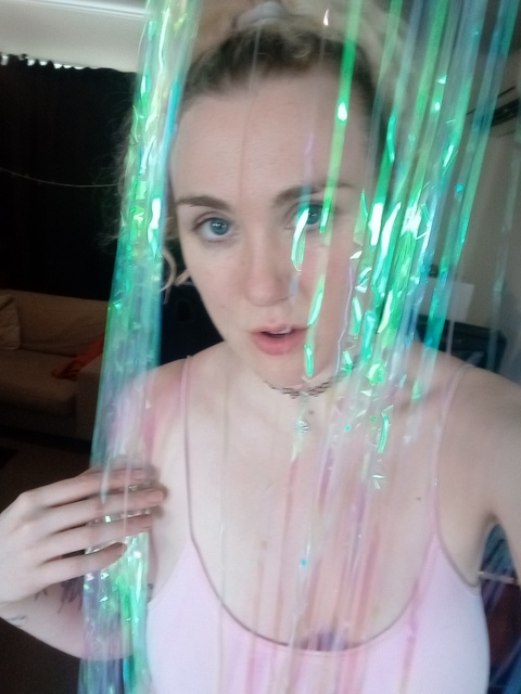 Download evie_ohh OnlyFans videos and photos for free 

 picture 2