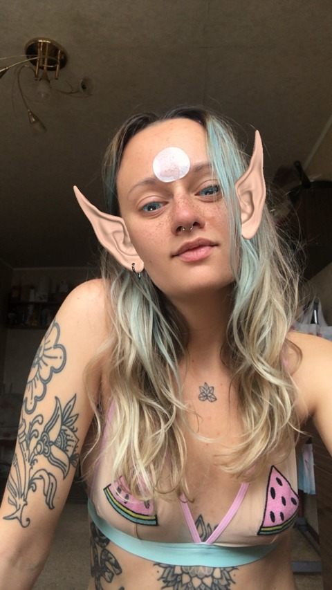 eyesalicia OnlyFans Leaked (8 Photos and 1 Videos) 

 picture 2