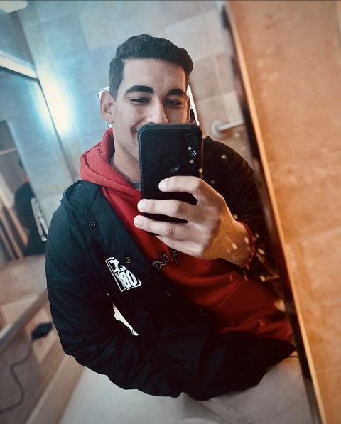 facelessshaunny (👀🤫) OnlyFans content 

 picture 2