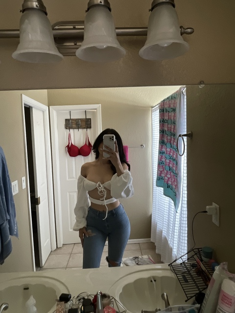 fairyyprincesss OnlyFans Leaked (3 Photos and 0 Videos) 

 picture 2