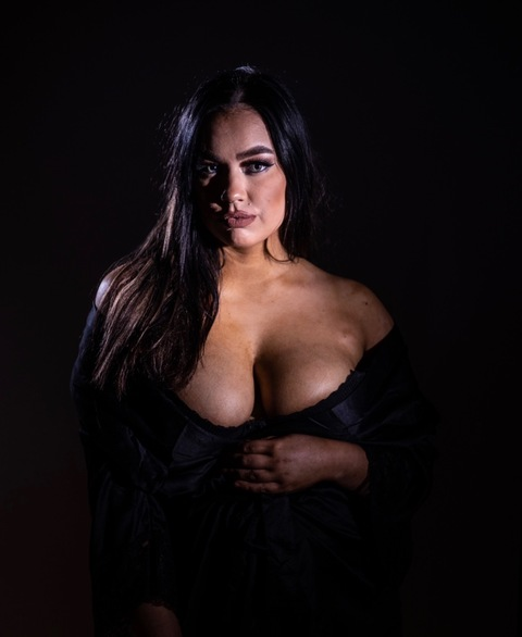 Download fannychristina OnlyFans content for free 

 picture 2