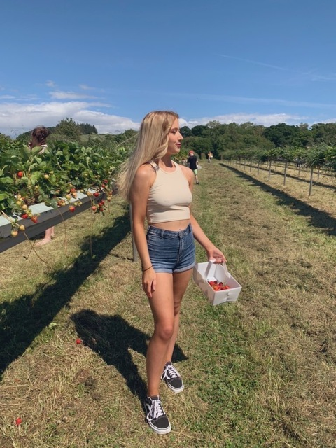 @fantasybaby1021 leaks Onlyfans photos for free 

 picture 2