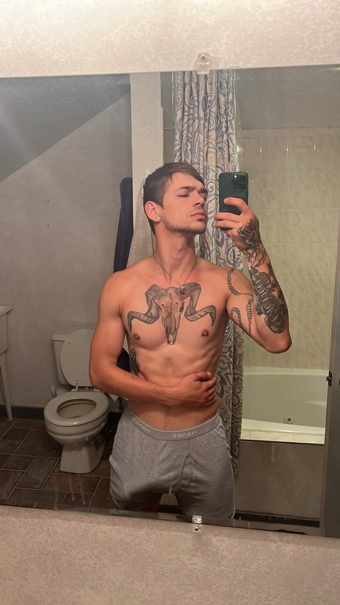 fatherless_gage OnlyFans Leaked 

 picture 2