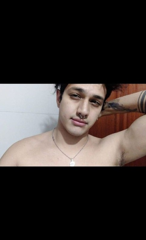fauskan (Fauskan🎮) OnlyFans Leaks 

 picture 2