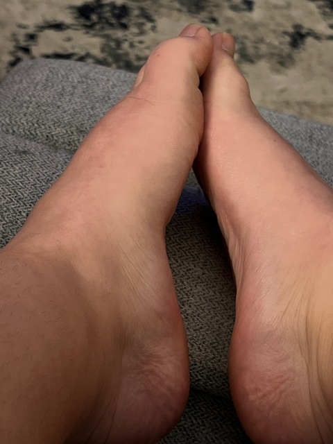 feet1231 OnlyFans Leaked Photos and Videos 

 picture 2