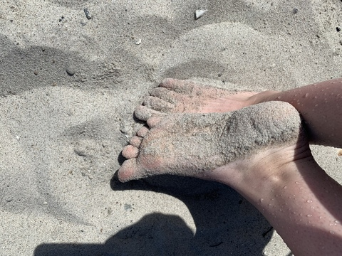 View feet_poppy (Poppy) OnlyFans 0 Photos and 0 Videos for free 

 picture 2
