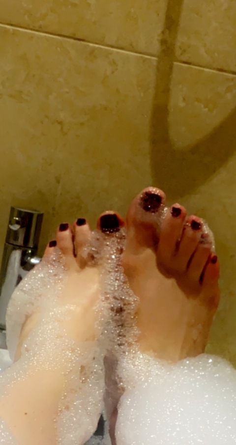 Onlyfans leak feetfantasy112 

 picture 2
