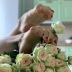 feetglam1 OnlyFans Leaked (1377 Photos and 377 Videos) 

 picture 1