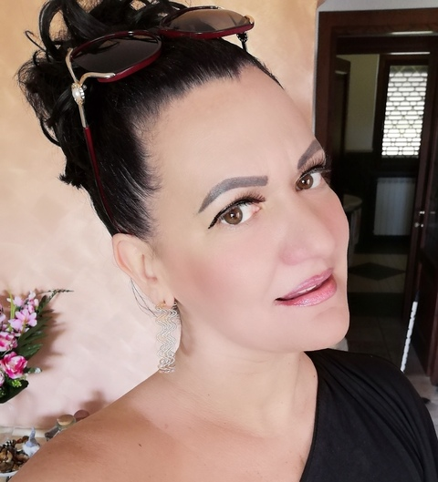 Download feetladyelisa OnlyFans content free 

 picture 2