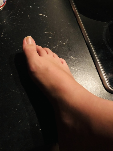 Onlyfans leak feetlooove9999 

 picture 2